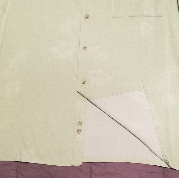 π¨βπΌ 2/$10 Rayon Casual Button-up Shirt - Picture 5 of 7
